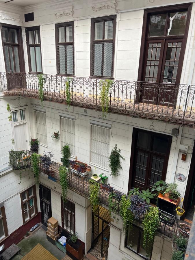Kiko'S Forest Apartment บูดาเปสต์ ภายนอก รูปภาพ